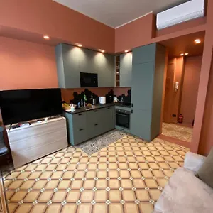 Apartment Richard's - 22 Marzo, Milan